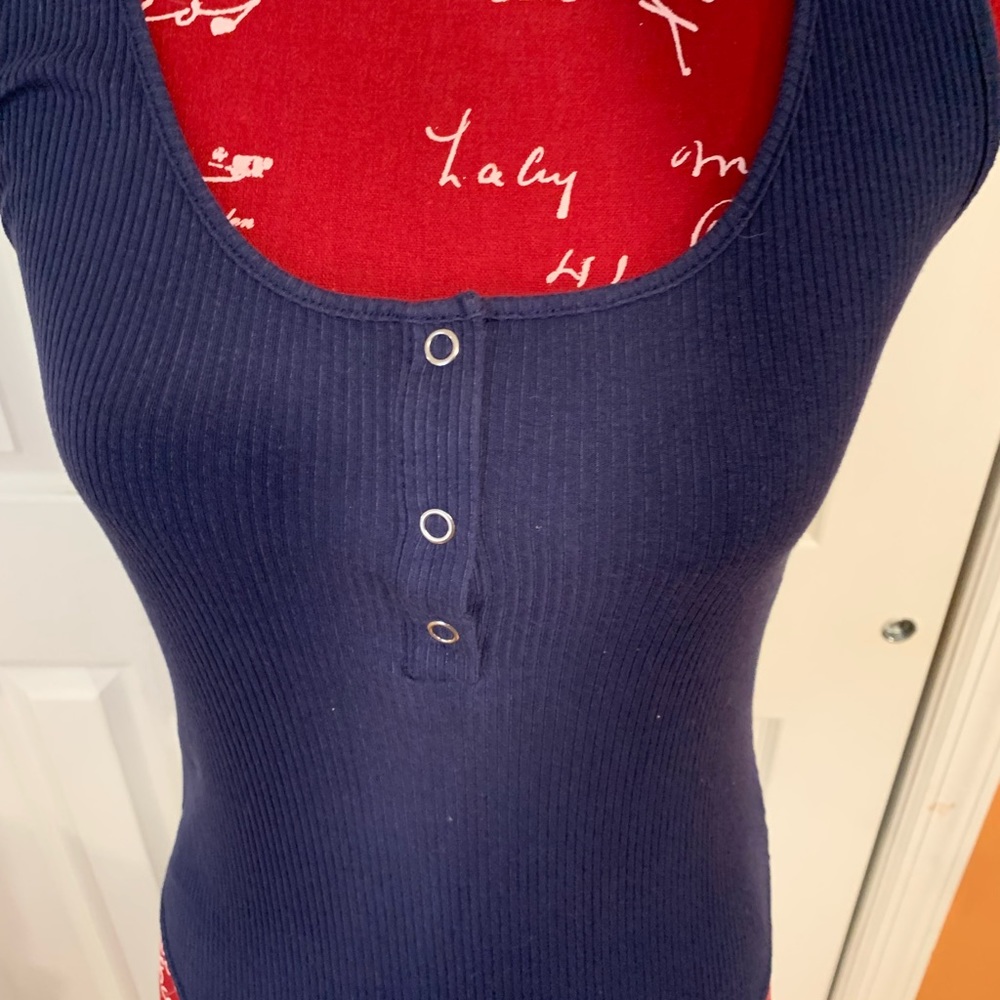 Button bodysuit - Picture 2 of 3